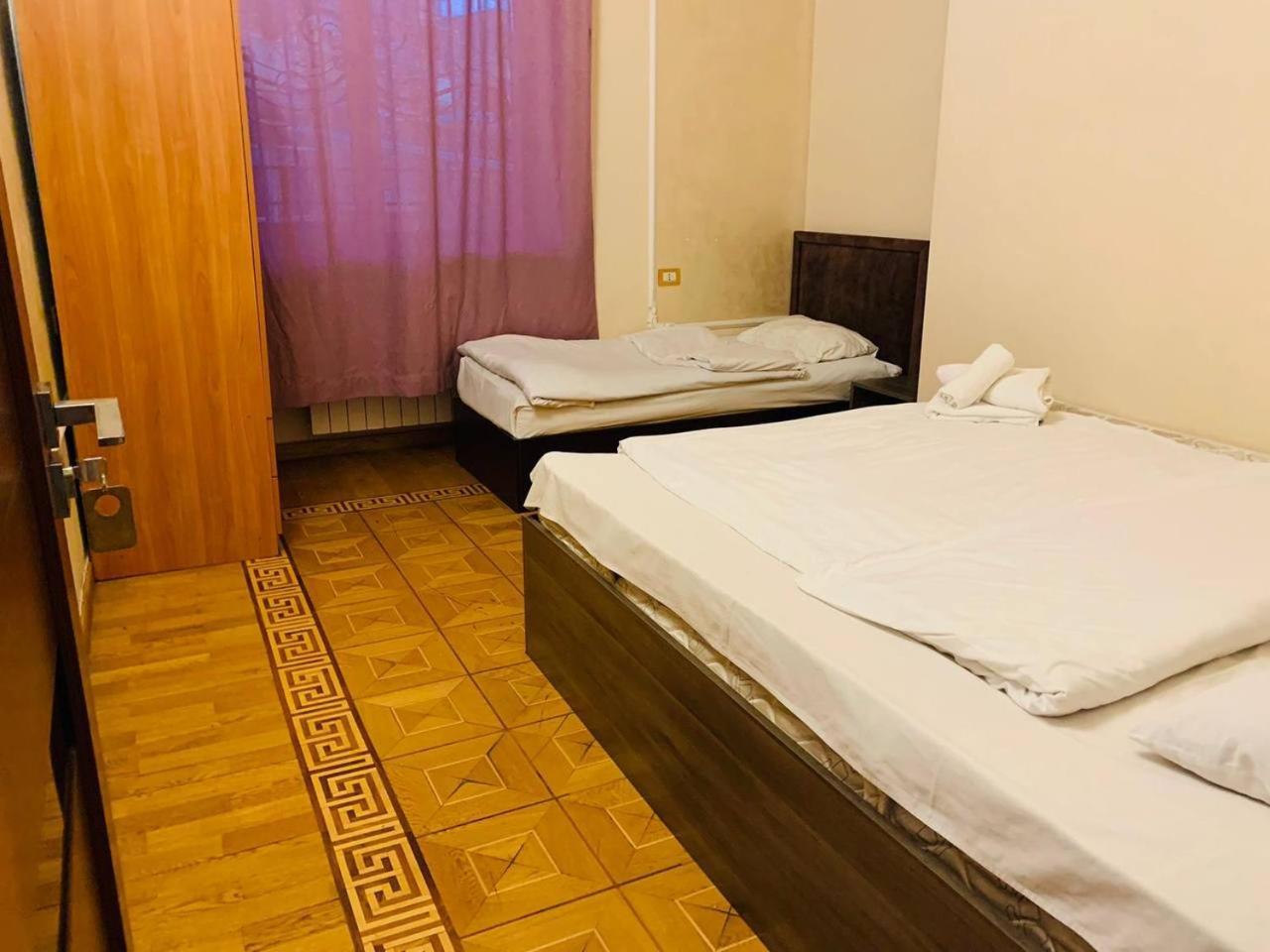Centre Hotel-Hostel يريفان المظهر الخارجي الصورة
