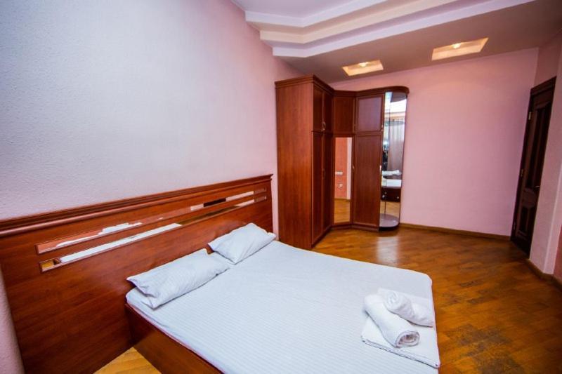 Centre Hotel-Hostel يريفان المظهر الخارجي الصورة