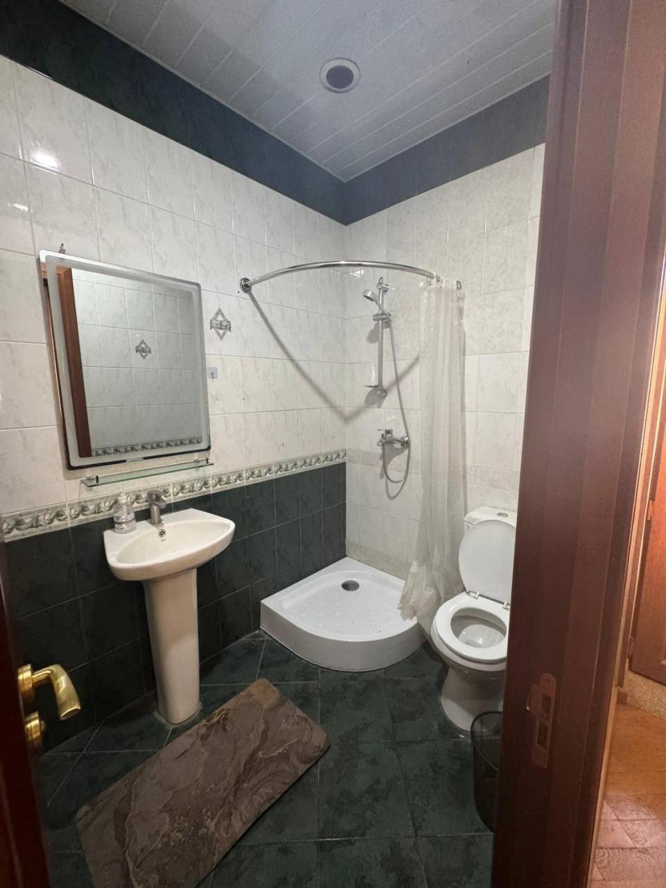 Centre Hotel-Hostel يريفان المظهر الخارجي الصورة